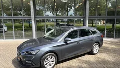 Grijs Gebruikt 2022 Seat Leon Style Stationwagen | € 21.445 (Goede deal)