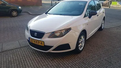 Wit Occasion 2010 Seat Ibiza Hatchback | € 2.250 (Eerlijke prijs)