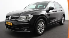 Zwart Gebruikt 2020 VW Tiguan Comfortline SUV | € 27.390 (Super prijs)