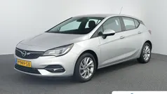 Gebruikt 2020 Opel Astra Edition Hatchback | € 13.895 (Eerlijke prijs)