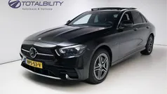 Zwart Gebruikt 2020 Mercedes E300 AMG line Sedan | € 39.950 (Eerlijke prijs)