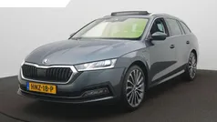 Grijs, metallic lak Gebruikt 2021 Skoda Octavia Business Line Stationwagen | € 25.900 (Eerlijke prijs)