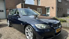 Blauw Gebruikt 2007 BMW 325 Executive Sedan | € 4.850 (Goede deal)