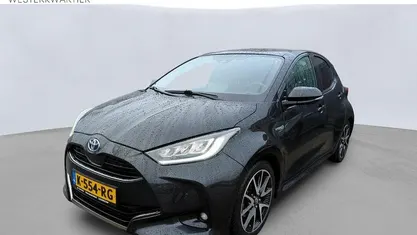 Occasion Toyota Yaris Executive 93 PK (68 kW) 2021 Zwart Hatchback