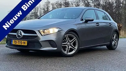 Grijs Gebruikt 2018 Mercedes A200 Advantage Hatchback | € 20.950 (Eerlijke prijs)