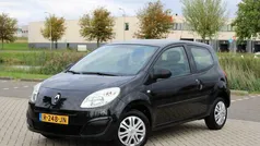 Zwart Gebruikt 2009 Renault Twingo Hatchback | € 3.950 (Eerlijke prijs)