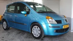 Blauw Gebruikt 2005 Renault Modus Dynamique MPV | € 1.400 (Eerlijke prijs)