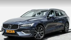 Gebruikt 2021 Volvo V60 Business Edition Stationwagen | € 26.740 (Super prijs)