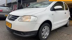 Wit, andere lak Gebruikt 2011 VW Fox Trendline Hatchback | € 1.995 (Eerlijke prijs)