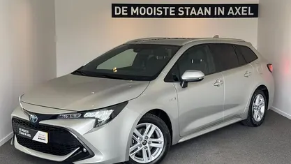 Grijs Gebruikt 2020 Toyota Corolla Active Stationwagen | € 17.950 (Goede deal)