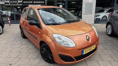 Occasion Renault Twingo Authentique 59 PK (43 kW) 2009 Oranje Hatchback