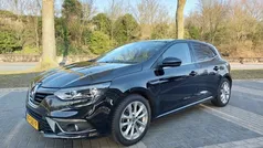 Zwart Gebruikt 2017 Renault Mégane IV Zen Hatchback | € 10.950 (Eerlijke prijs)