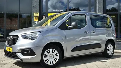 Grijs Gebruikt 2021 Opel Combo Life Edition MPV | € 19.950 (Eerlijke prijs)