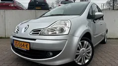 Grijs Gebruikt 2008 Renault Grand Modus Expression MPV | € 3.444 (Eerlijke prijs)