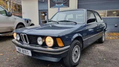 Blauw Gebruikt 1981 BMW 315 Hatchback | € 6.950
