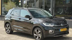 Zwart, metallic lak Gebruikt 2021 VW T-Cross R-line SUV | € 25.900 (Eerlijke prijs)