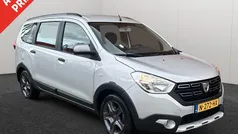 Gebruikt 2017 Dacia Lodgy Stepway MPV | € 11.990 (Eerlijke prijs)