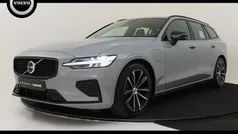 Grijs Gebruikt 2024 Volvo V60 Plus Stationwagen | € 47.695 (Eerlijke prijs)