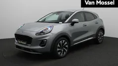 Grijs, metallic lak Gebruikt 2023 Ford Puma Titanium SUV | € 21.900 (Goede deal)