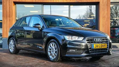 Occasion 2016 Audi A3 Sportback Ambition Hatchback | € 11.900 (Eerlijke prijs)