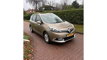 Occasion 2013 Renault Grand Scénic III Bose Edition MPV | € 5.999 (Eerlijke prijs)