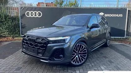 Grijs Gebruikt 2025 Audi Q7 Competition SUV | € 99.445 (Eerlijke prijs)