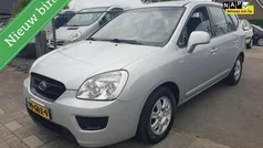 Gebruikt 2008 Kia Carens MPV | € 2.499 (Eerlijke prijs)