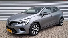Gebruikt 2023 Renault Clio V Equilibre Hatchback | € 14.695 (Eerlijke prijs)