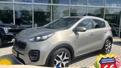 Grijs, metallic lak Gebruikt 2016 Kia Sportage First Edition SUV | € 20.945 (Eerlijke prijs)