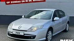 Gebruikt 2009 Renault Laguna III Dynamique Hatchback | € 1.999 (Super prijs)
