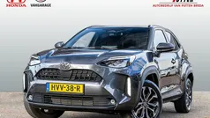 Gebruikt 2025 Toyota Yaris Cross Team SUV | € 30.999 (Eerlijke prijs)