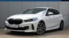 Wit Gebruikt 2023 BMW 120 Executive Hatchback | € 32.950 (Goede deal)