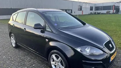 Zwart Gebruikt 2012 Seat Altea XL Style MPV | € 4.949 (Eerlijke prijs)