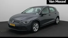 Gebruikt 2020 VW Golf VII Business Hatchback | € 19.900 (Eerlijke prijs)