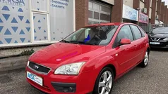 Gebruikt 2006 Ford Focus Futura Hatchback | € 3.950 (Eerlijke prijs)