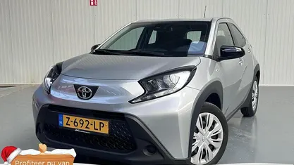 Gebruikt 2024 Toyota Aygo X Play SUV | € 17.950 (Eerlijke prijs)