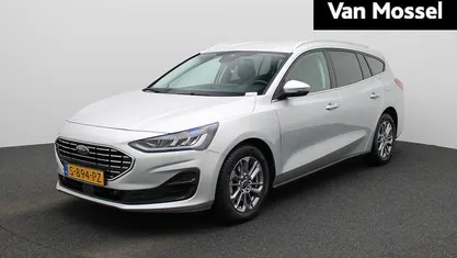 Grijs Occasion 2023 Ford Focus Titanium Stationwagen | € 15.945 (Eerlijke prijs)