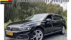 Zwart Gebruikt 2022 VW Passat Business Stationwagen | € 24.945 (Eerlijke prijs)