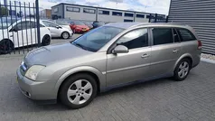 Grijs Gebruikt 2004 Opel Vectra Elegance Stationwagen | € 1.250 (Eerlijke prijs)