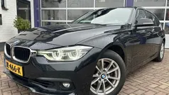 Zwart, metallic lak Gebruikt 2016 BMW 320 Stationwagen | € 16.499 (Goede deal)