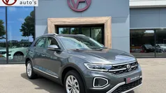 Suv Gebruikt 2024 VW T-Roc Style SUV | € 34.445 (Eerlijke prijs)