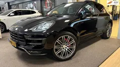 Zwart Gebruikt 2014 Porsche Macan Turbo SUV | € 34.900 (Eerlijke prijs)