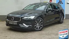 Zwart Gebruikt 2022 Volvo V60 Inscription Stationwagen | € 40.745 (Eerlijke prijs)