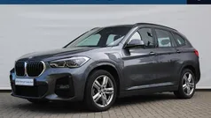 Grijs Gebruikt 2021 BMW X1 Executive SUV | € 29.750 (Eerlijke prijs)