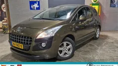 Bruin, metallic lak Gebruikt 2012 Peugeot 3008 MPV | € 4.450 (Eerlijke prijs)