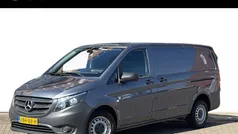 Grijs Gebruikt 2019 Mercedes Vito MPV | € 14.950 (Eerlijke prijs)