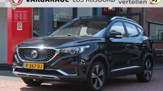 Zwart Gebruikt 2021 MG ZS Luxury Sedan | € 18.045 (Eerlijke prijs)