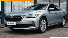 Grijs Nieuw 2025 Skoda Superb First Edition Hatchback | € 39.945 (Super prijs)