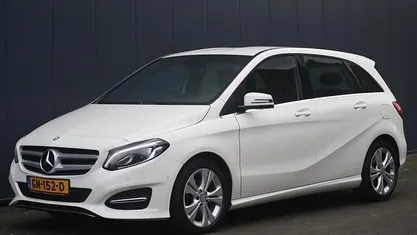 Gebruikt 2015 Mercedes B180 Ambition MPV | € 12.750 (Eerlijke prijs)