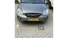 Grijs Gebruikt 2009 Kia Carens MPV | € 3.250 (Goede deal)